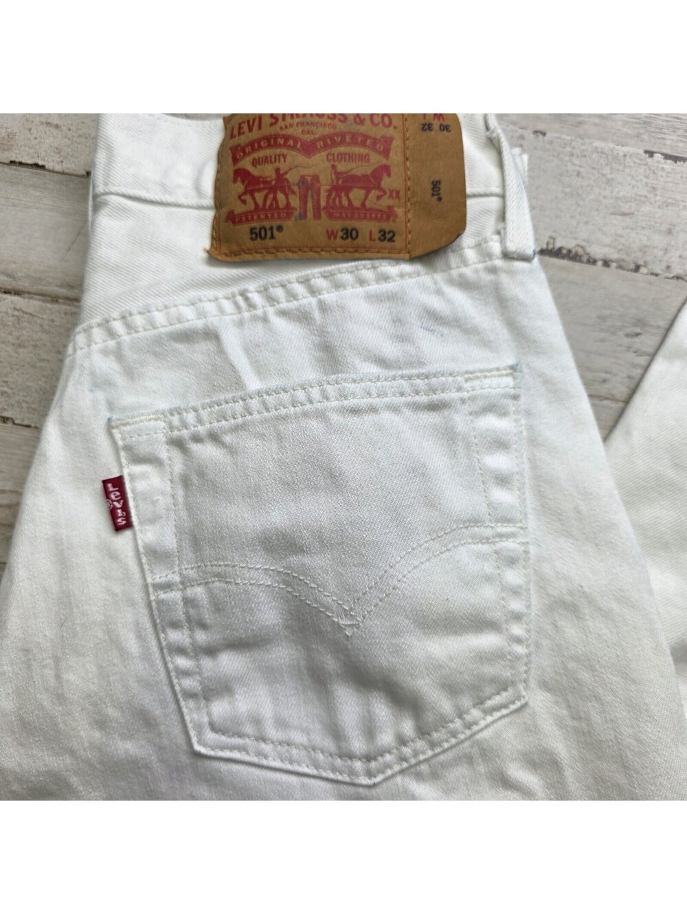 Vintage Levi's 501 Jeans 30x32 (*Fits 28x30) White Denim Button-Fly Classic - Picture 2 of 9